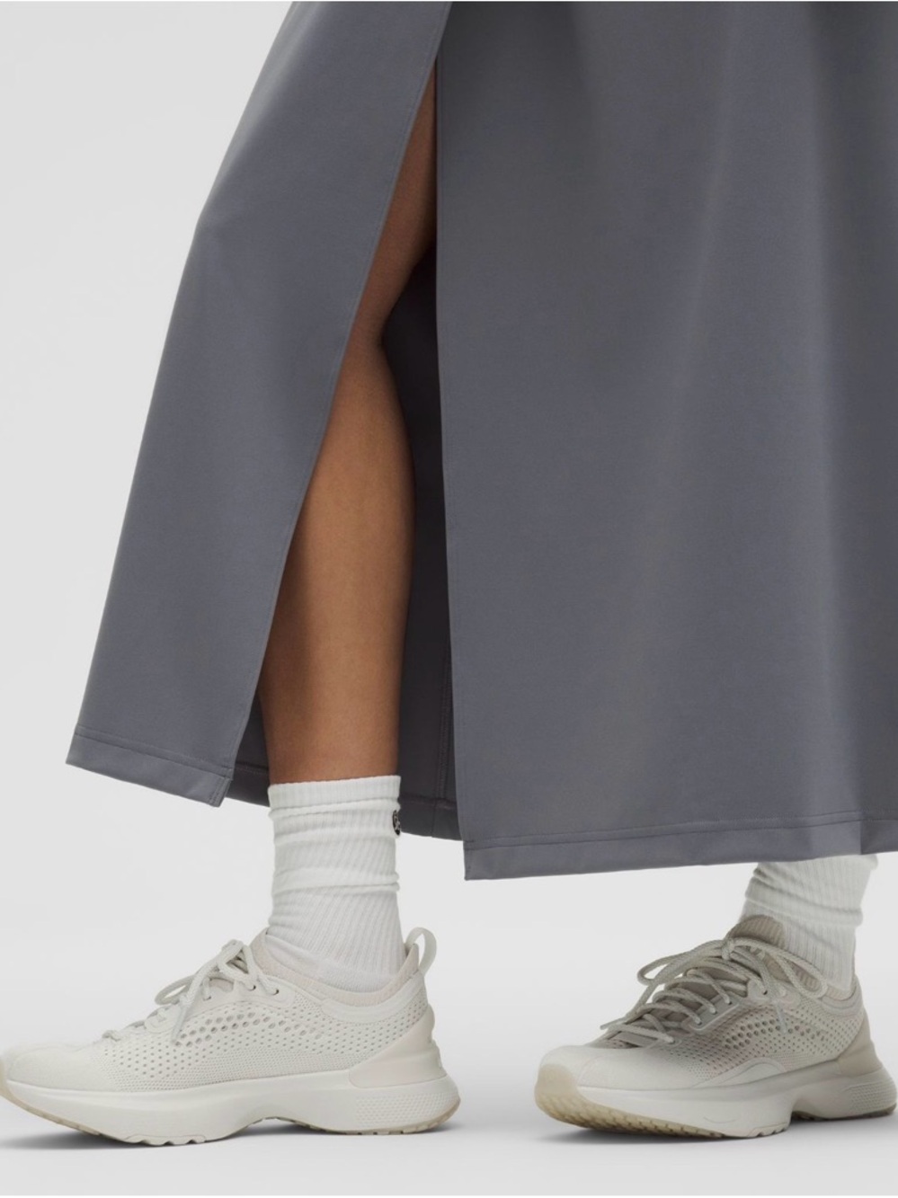 lululemon athletica Slate Gray Wrap Maxi Skirt

Daydrift High-Rise Maxi Skirt. - Picture 6 of 7